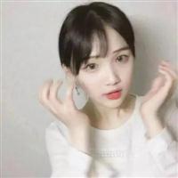 穿白色衣服梳马尾的女生头像