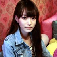 喜欢穿牛仔衣服的女生头像