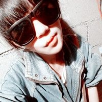 喜欢穿牛仔衣服的女生头像