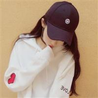 一个穿白色衣服的女生头像图片