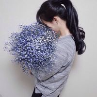 淡蓝色的唯美女生头像