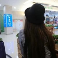 落寞背影女生头像