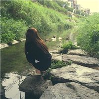 森系女生背影头像