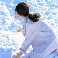 女生背影丸子头头像