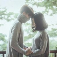 灰色伤感个性情侣头像女生