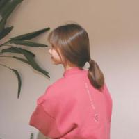 女生马尾背影头像