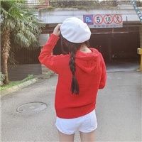 女生马尾背影头像