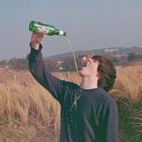 喝酒的霸气男生头像图片