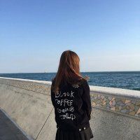 qq头像女生背影天空