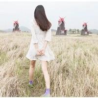 qq头像女生背影白色系