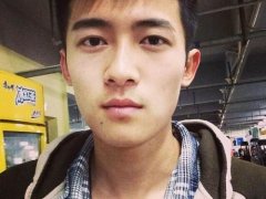 带语字的两个字网名男生