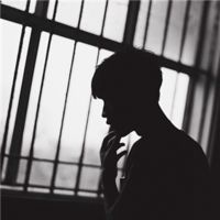 好看帅气伤感的男生头像背影