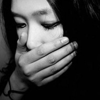 qq头像女生要哭了