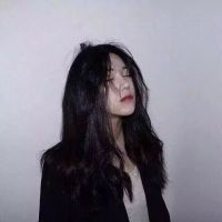 qq头像女生要哭了