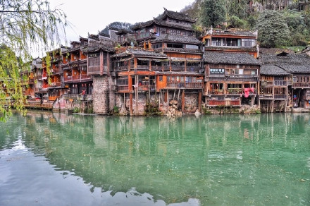 凤凰古镇旅游朋友圈说说