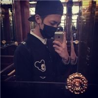 男生头像带口罩霸气