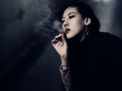 霸气单身女人微信签名 微信个性签名霸气