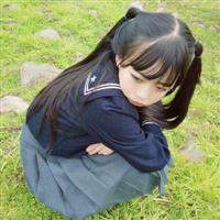 女生嘟嘟嘴超可爱头像