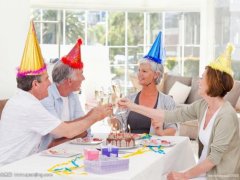 父亲生日发说说心情 父亲生日快乐说说