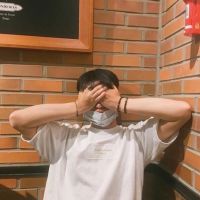 有魅力的头像男生