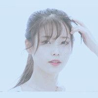 干净大气的女生头像