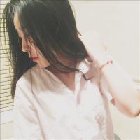 干净简单的女生头像