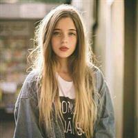 欧美头像女生长发控