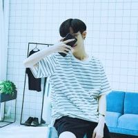 干净阳光的男生头像
