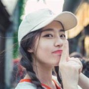 简约清新微笑女生头像