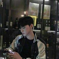 孤傲冷漠的男生头像