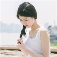 清新简约风女生头像唯美壁纸