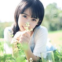 清新简约风女生头像唯美壁纸