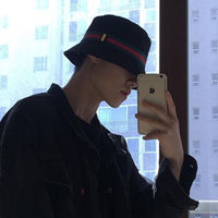 霸气冷漠的男生qq头像