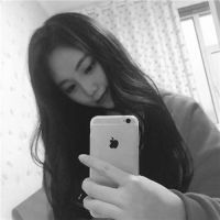 女生黑白忧伤头像