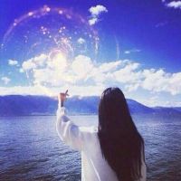 忧伤女生的背影头像