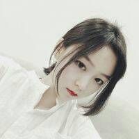 卡通可爱萌萌姐妹头像一对