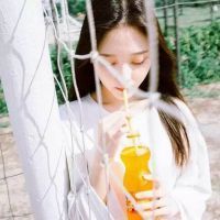 清纯的女生头像图片