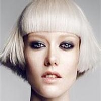 短发女生欧美头像小清新