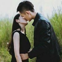 接吻情侣头像一对两张