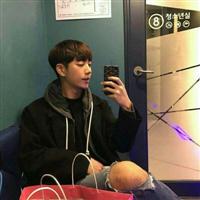 微信头像酷酷的男生头像