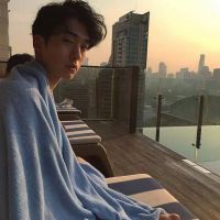微信头像酷酷的男生头像
