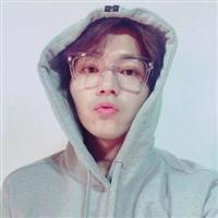 微信头像酷酷的男生头像