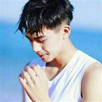 阳光快乐的微信男生头像