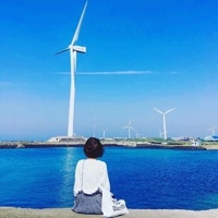 蓝色天空女生微信头像