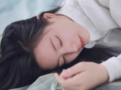 伤感的情侣网名三个字