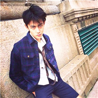 男生一个人伤感头像