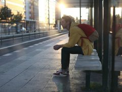 带尘字的男生网名