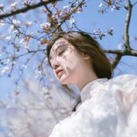 很阳光的女生头像