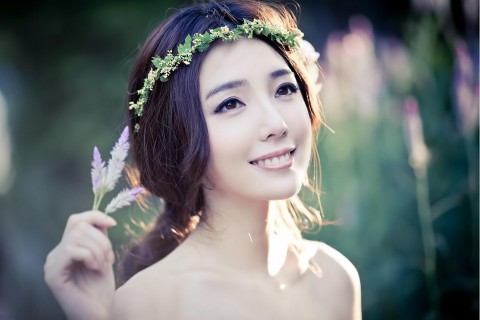 带糖果女生的网名
