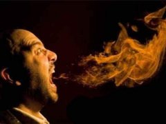 上火嘴疼的心情说说 嘴巴上火的说说